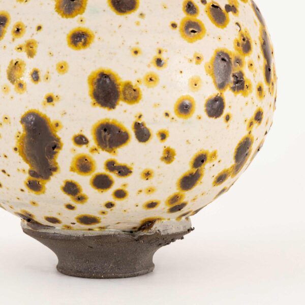 Vase on Base Minerals V