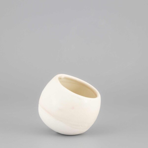Spinning Porcelain Cup