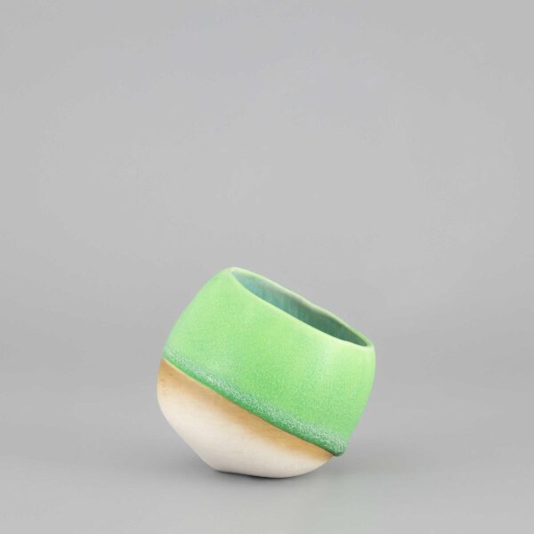 Spinning Porcelain Cup